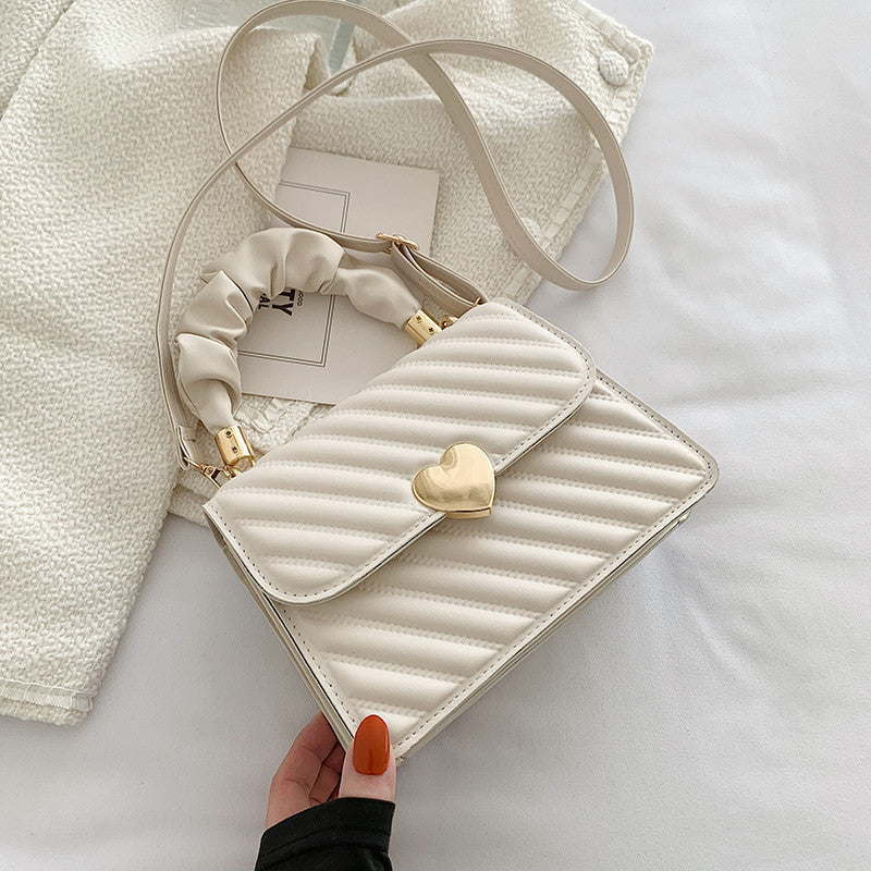 Women Handbags Fashion Chain Shoulder Bags With Love Metal Design - YUTANI RETRO TECH