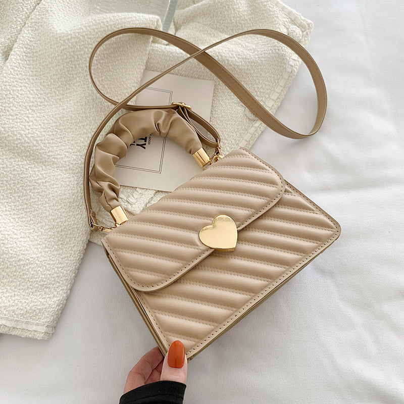 Women Handbags Fashion Chain Shoulder Bags With Love Metal Design - YUTANI RETRO TECH