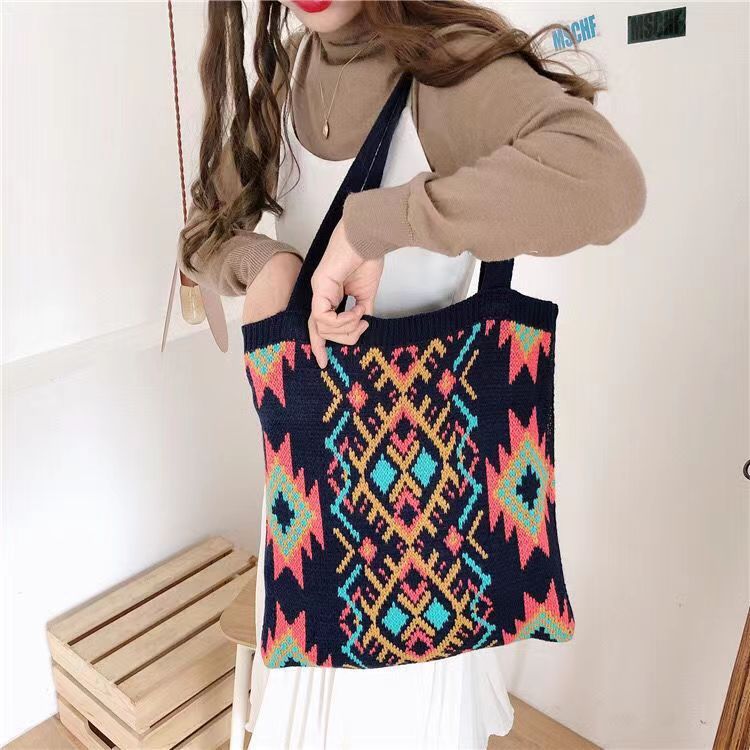 Retro Ethnic Style Wool Woven Bag All-matching - YUTANI RETRO TECH
